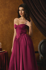 Roxanne Strapless Sweetheart Midi Dress