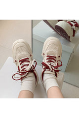 Baskets blanches des années 90