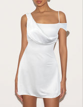 One-shoulder solid color off-shoulder mini skirt