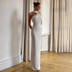 Solid color high collar sleeveless hip dress