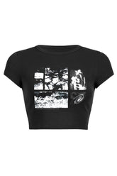 Schwarzes Crop-Top im Alt-Stil