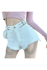 Jeansshorts mit Kettendetail im Alt-Stil