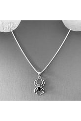 Arachnes Flüstern Halskette