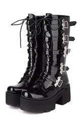 Alt-Gothic-Stiefel mit Fledermausschnalle
