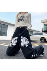 Herbstliche schwarze Jeans mit hohem Bund und Sternenmuster