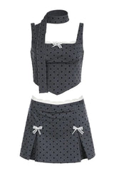 Haut en dentelle à nœud contrasté