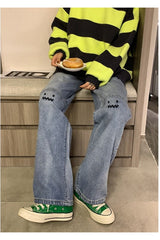 Süße, lässige Jeans mit weitem Bein für den Herbst