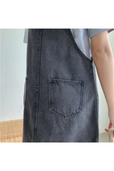 Kleid mit bestickten Taschenträgern