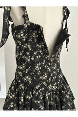Robe à volants fleuris et bretelles nouées