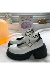 Chaussures Mary Janes à plateforme noires brillantes