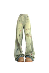 Herbstliche Grunge-Jeans mit Farbspritzern und weitem Bein