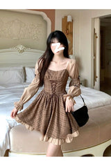 Mini-robe d'été slim à carreaux