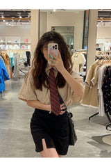 Chemise à rayures style preppy