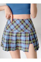 Jupe plissée fendue sur le côté