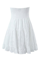 Mini-robe bustier en dentelle