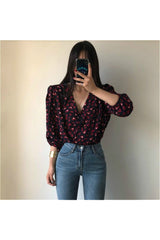 Retro-Shirt mit V-Ausschnitt