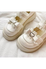 Chaussures Lolita blanches en forme de cœur
