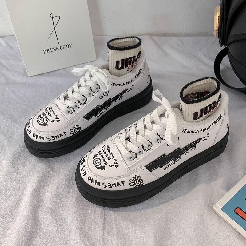Kawaii Graffiti Sports Shoes FY024