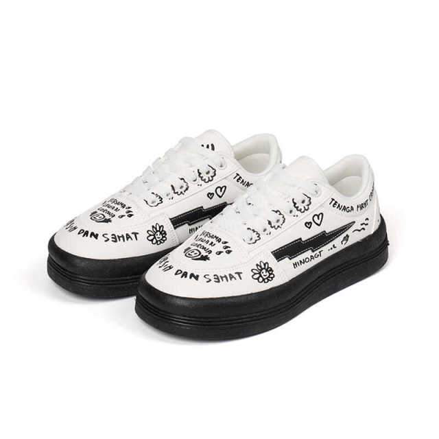 Kawaii Graffiti Sports Shoes FY024