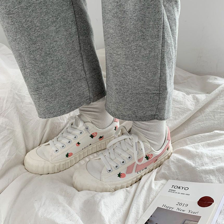 Strawberry Print Platform Sneakers YP558
