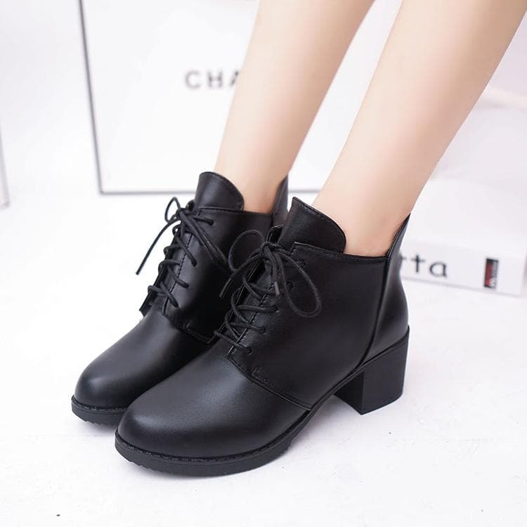 Wine/Black Laced Chunky Heels Boots