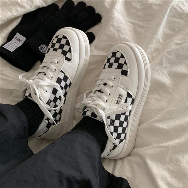 Harajuku Black and White Grid Sneakers FY013