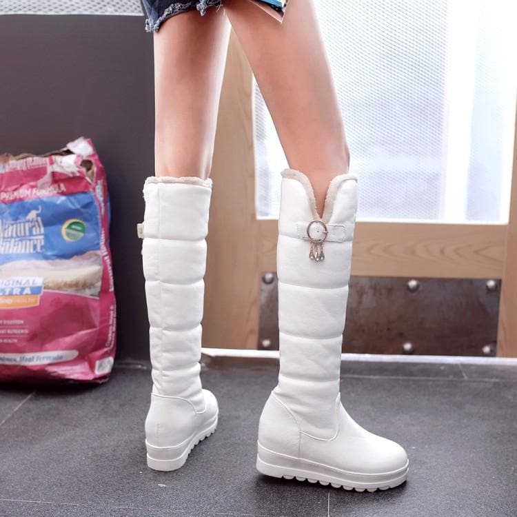 Ready Stock Black/White/Red Faux Fur Winter Warm Boots SP310