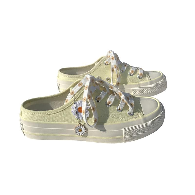 Kawaii Daisy  Half Drag Canvas Shoes