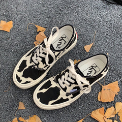 Cow Canvas Black White Shoes BE788