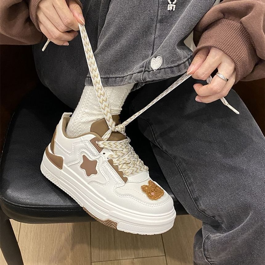 Platform Star Lace Up Sneakers