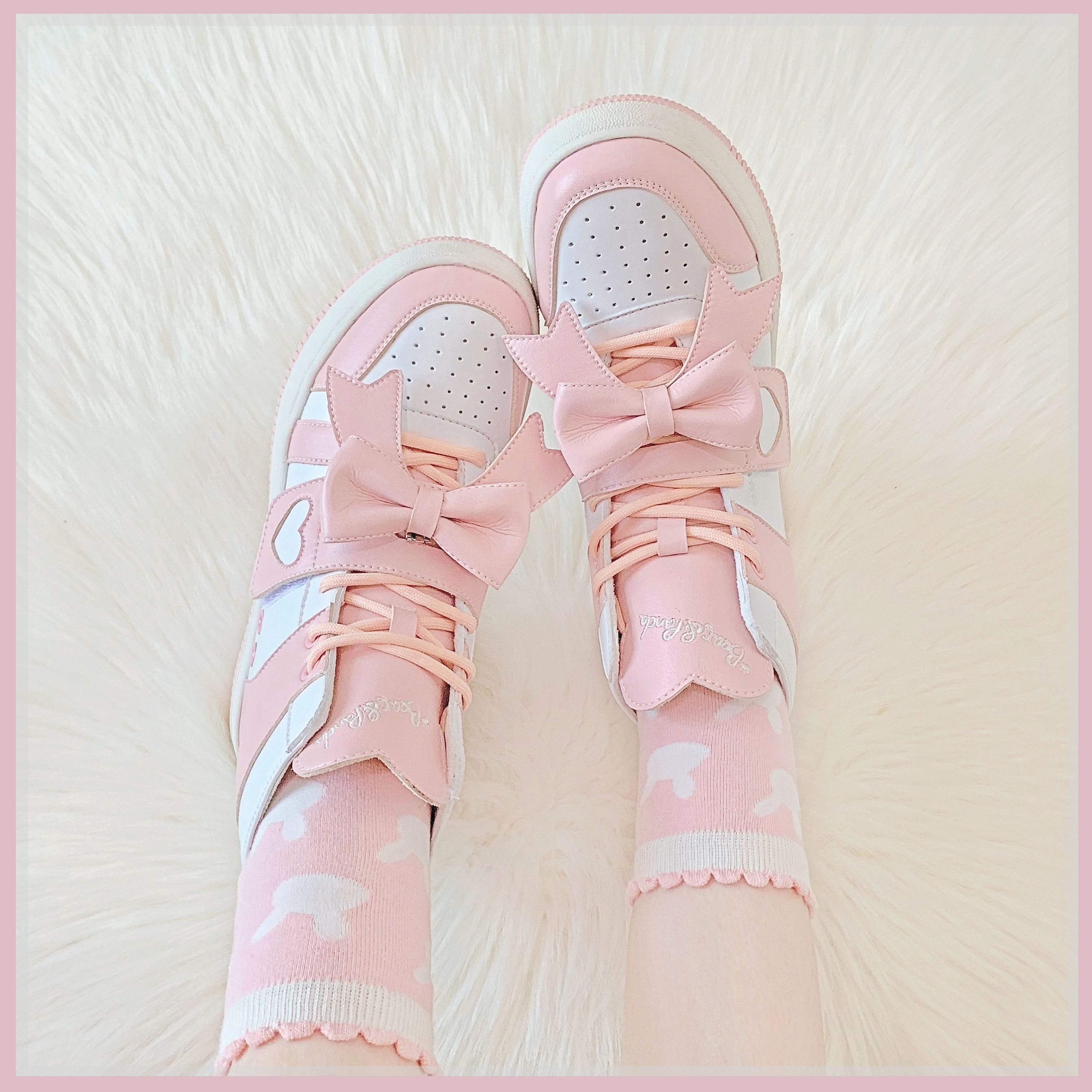 Lolita High-top Black/Blue/Green/Pink Sneakers BE855