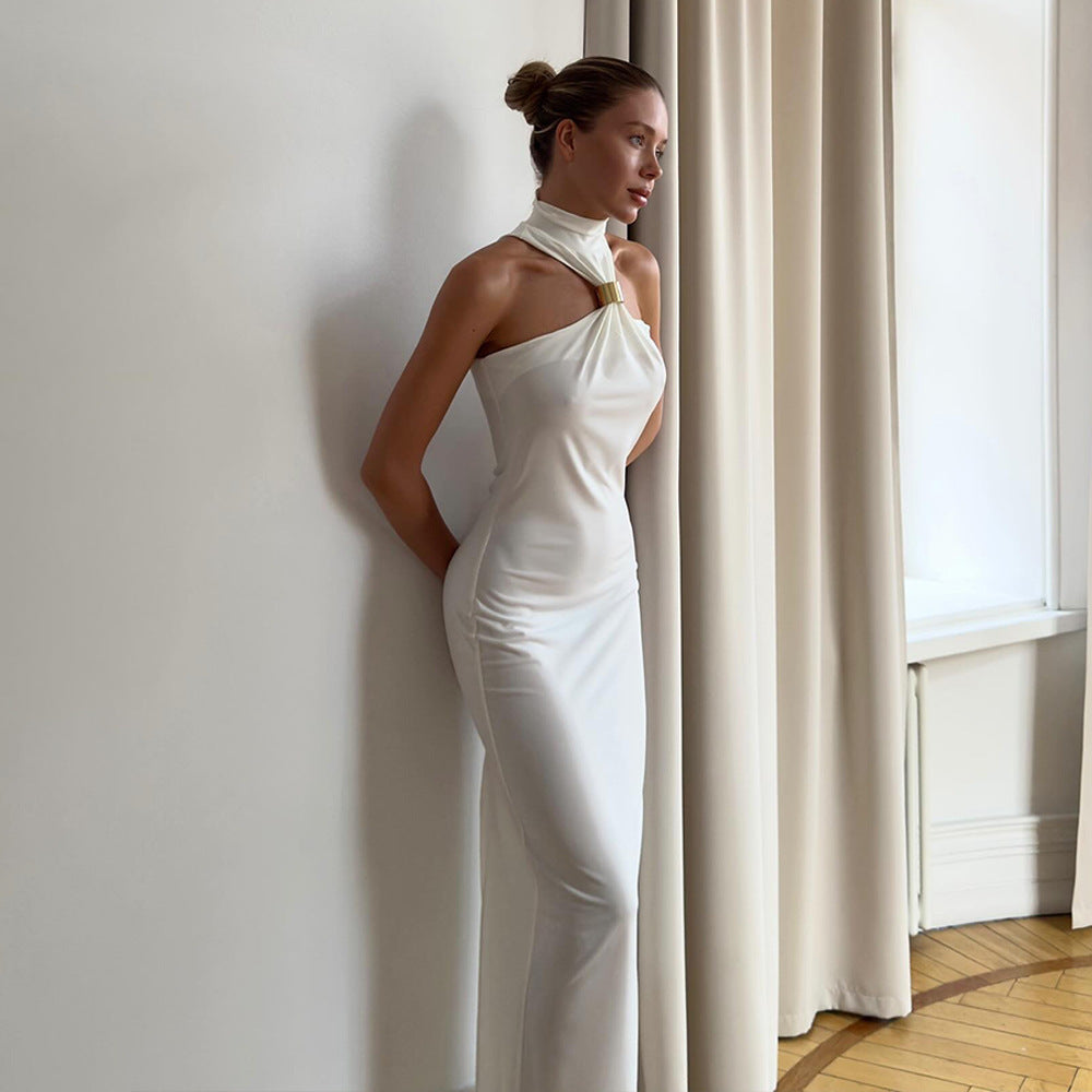 Solid color high collar sleeveless hip dress