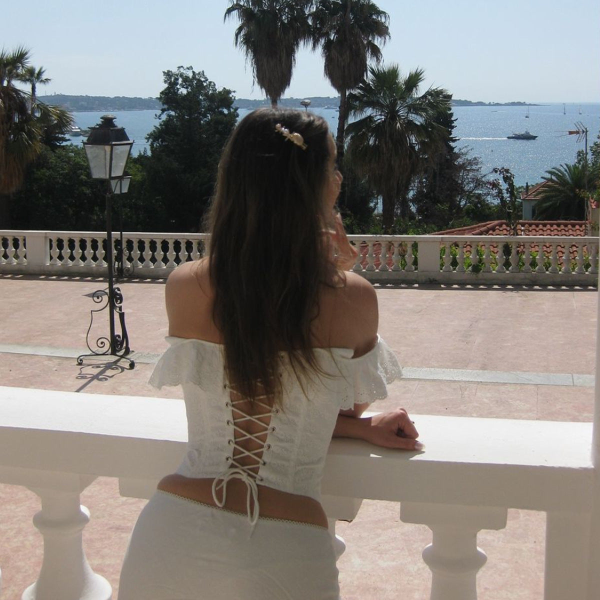 French Ruffled Button-Down Waist Slimming Vest