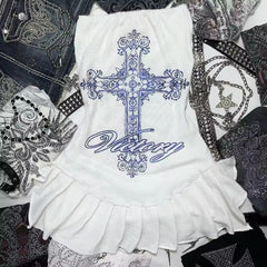 A Sleeveless One-Piece Strapless Short Dress