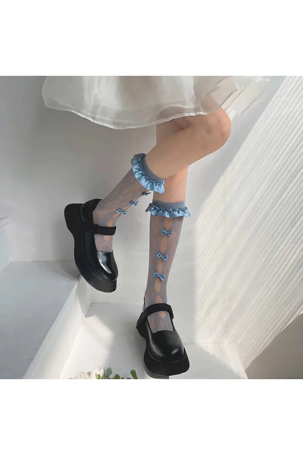 Sheer Mesh Bowknot Socks