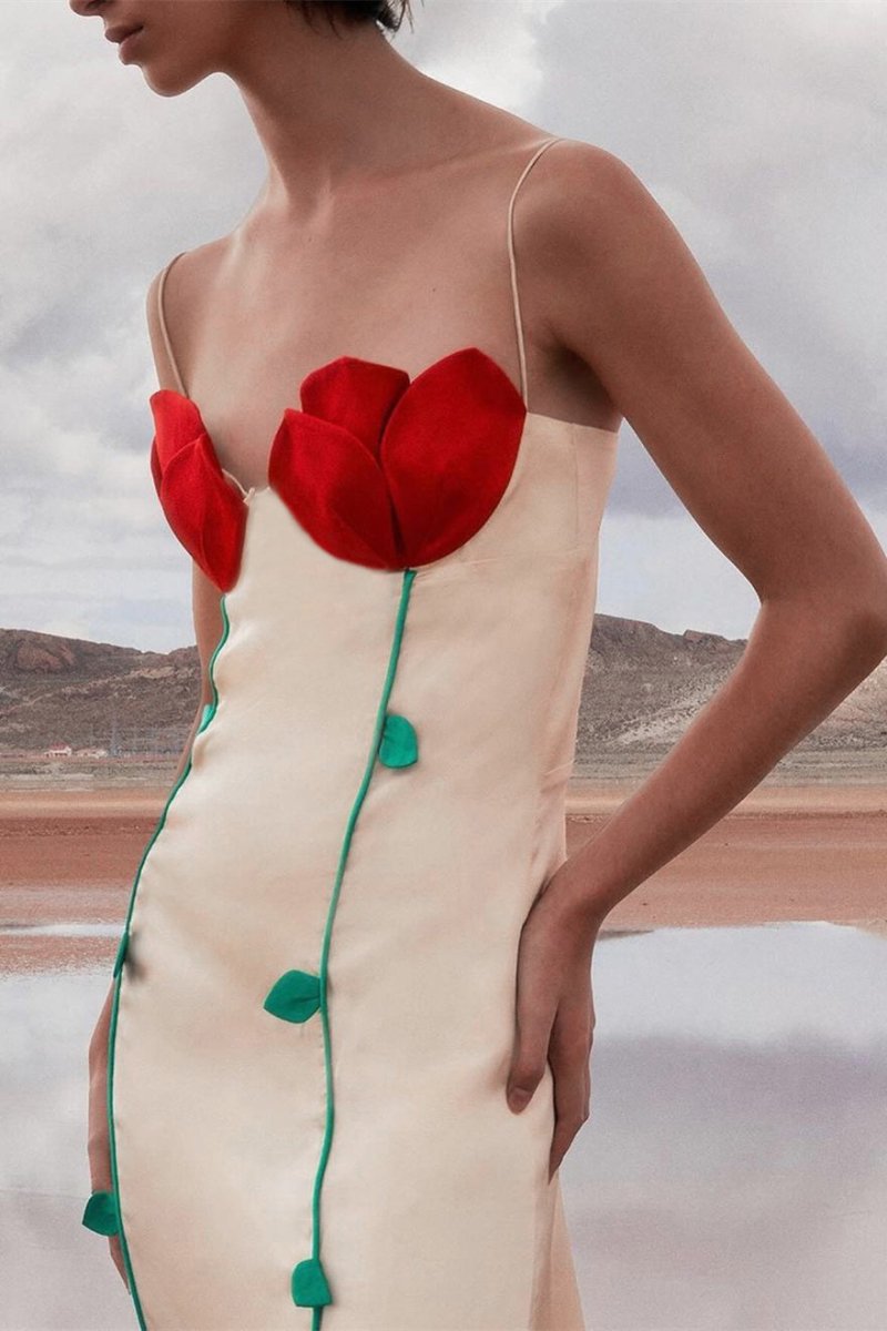 Belle Rose Detailed High Slit Maxi Dress-Sunfere