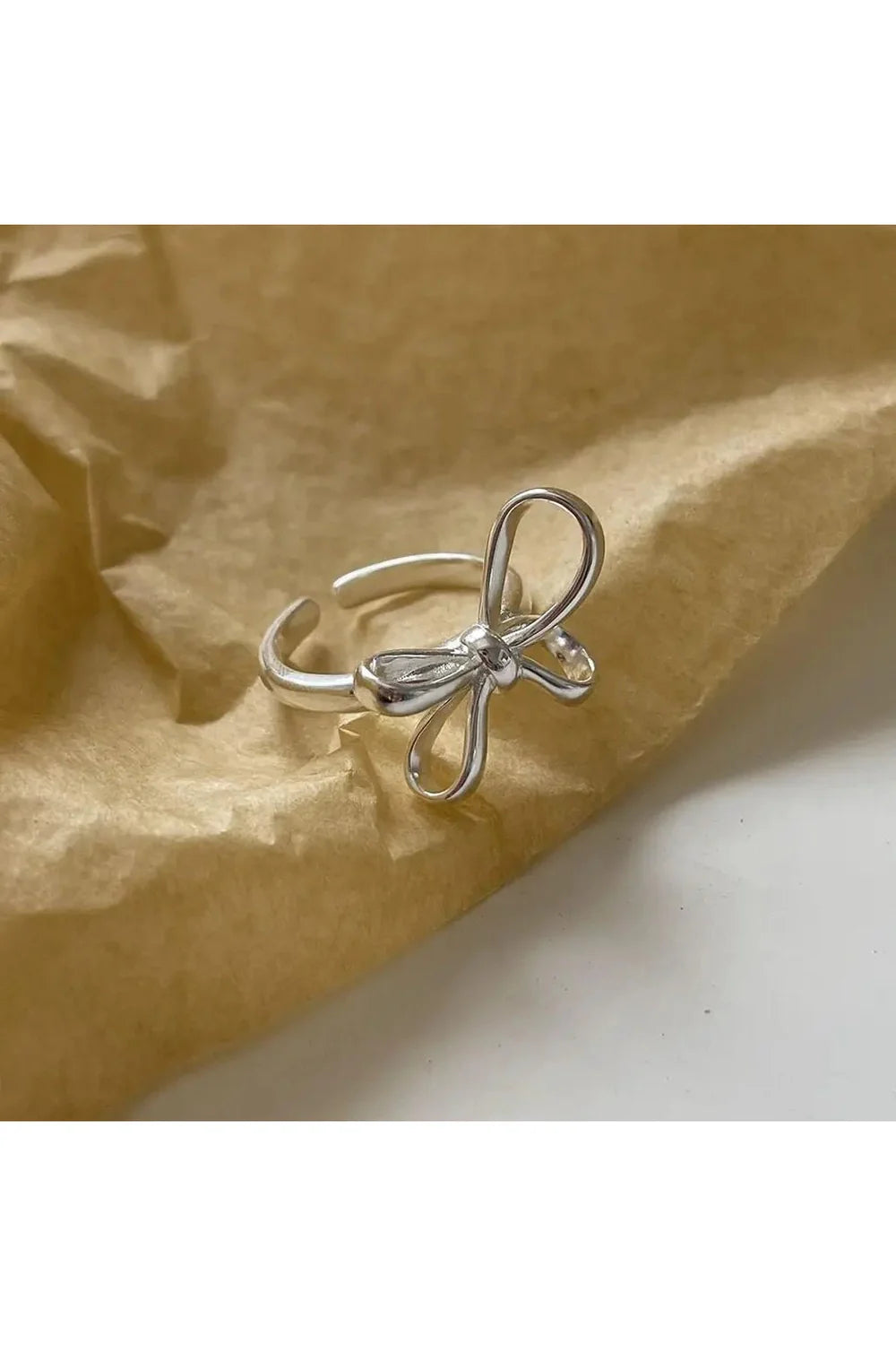 Bow Pattern Silver Ring