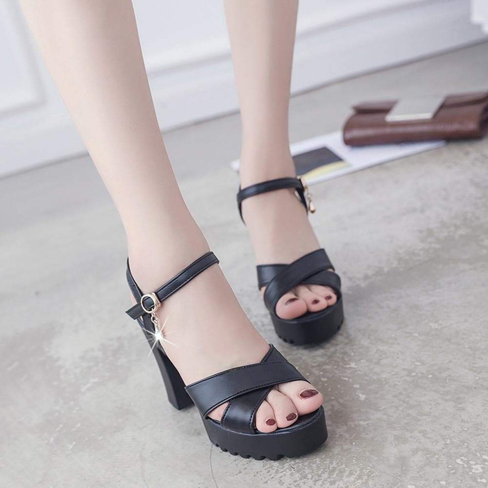 Black/White Summer Spring Cute Heels Sandals Shoes