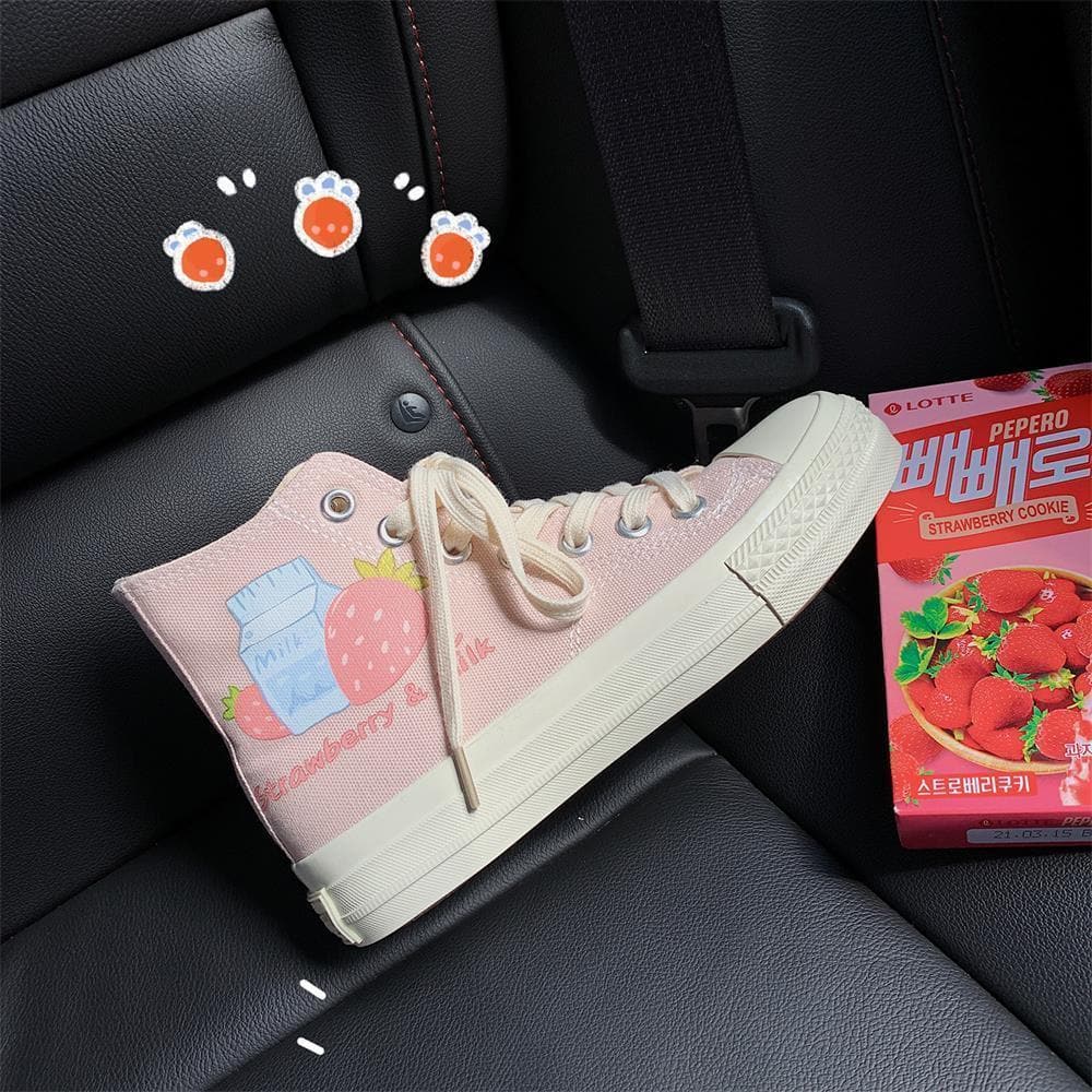 Sweet Pink Milk Strawberry Patterned High-top Canvas Shoes