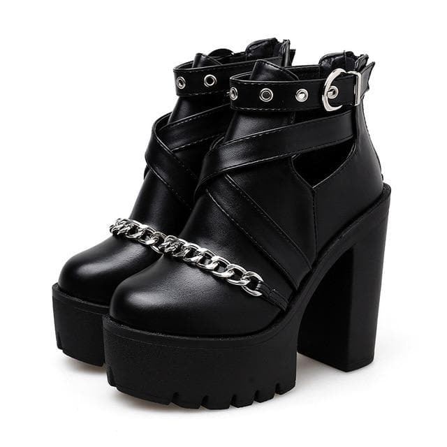 Black Gothic Buckle Round Toe Chain Platform Boots