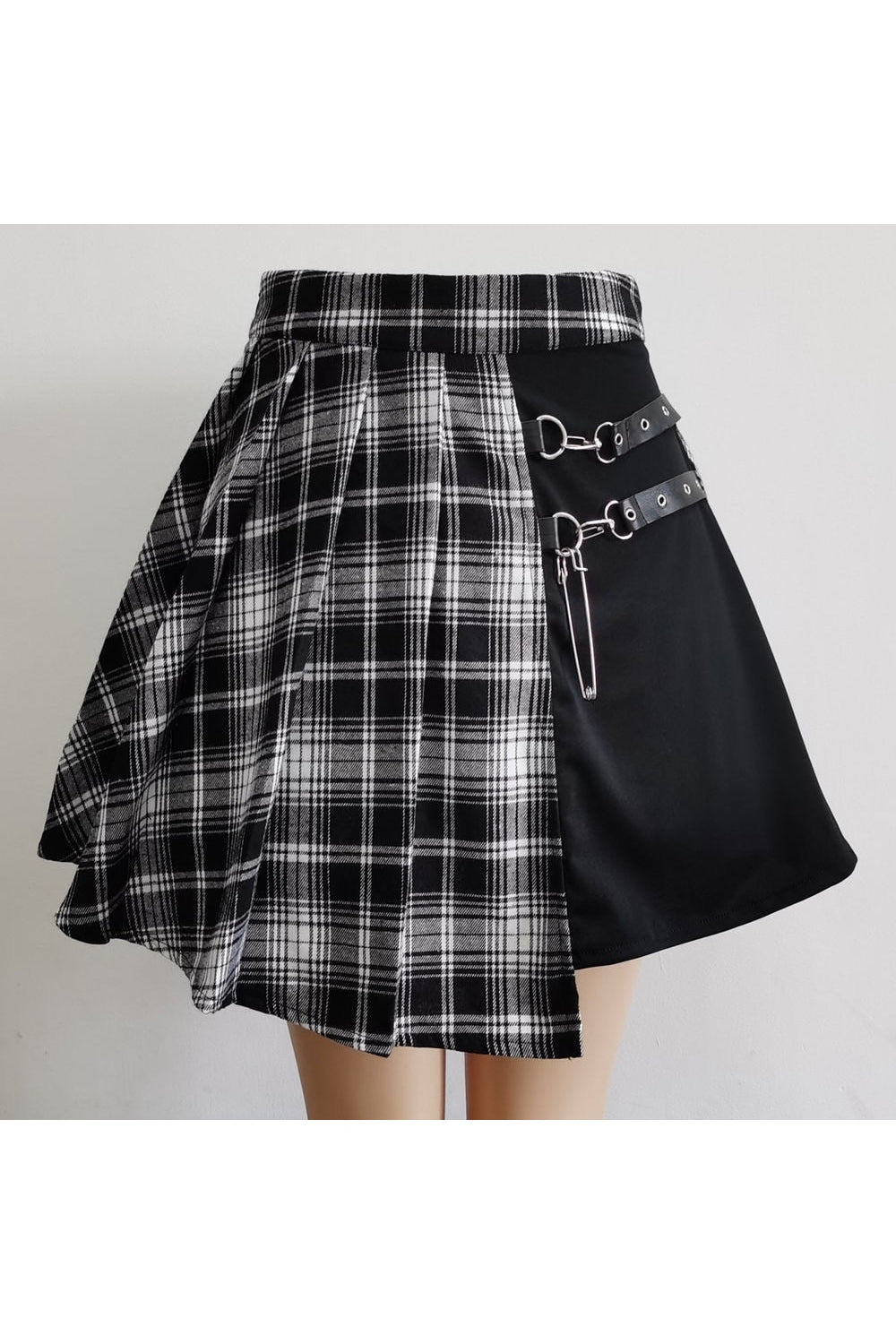 Grunge & Skate Girl Irregular Mini Skirt