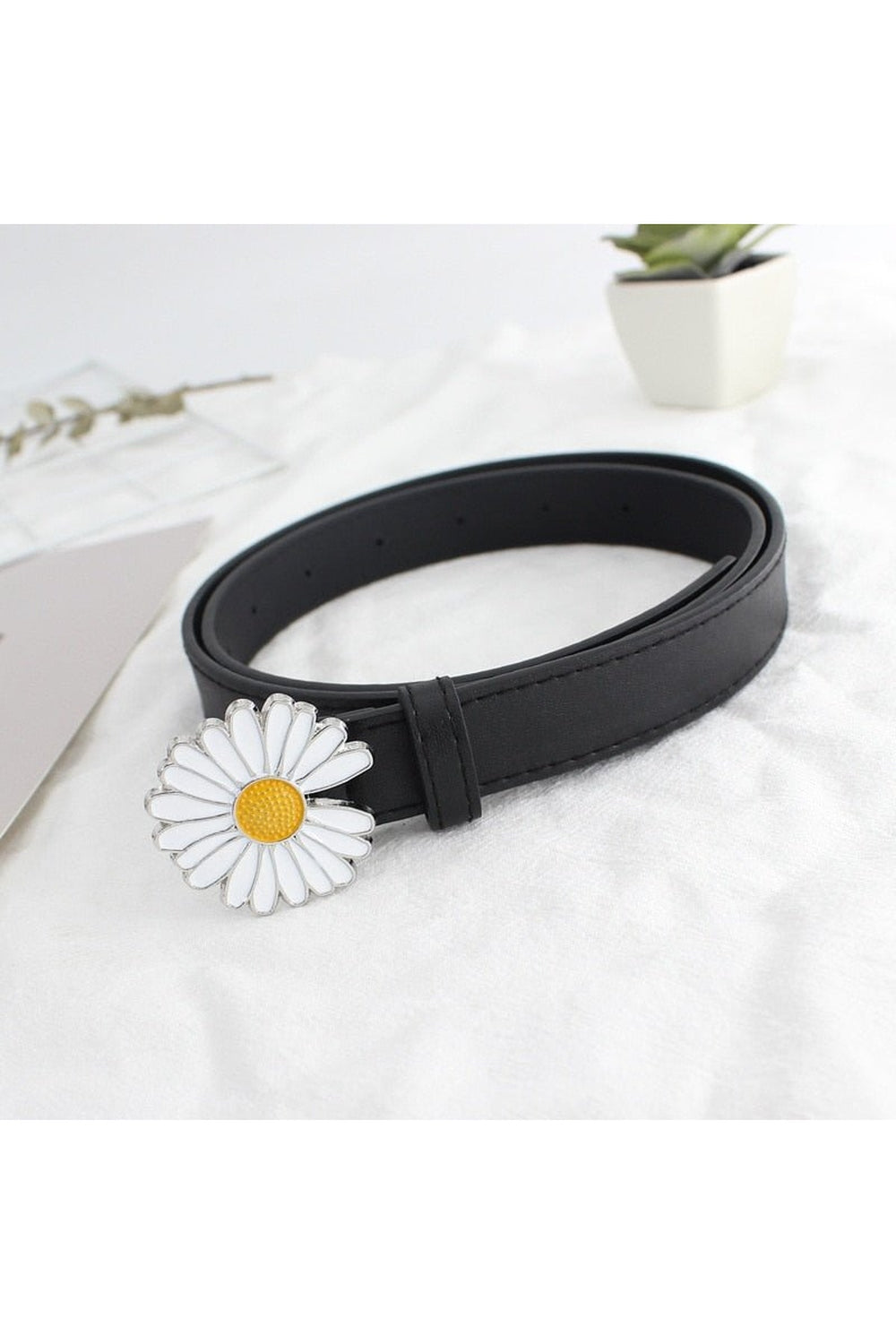 Indie Aesthetic Daisy Pu Belt