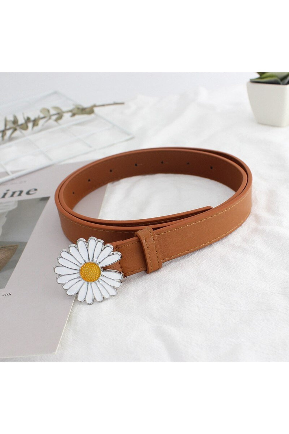 Indie Aesthetic Daisy Pu Belt