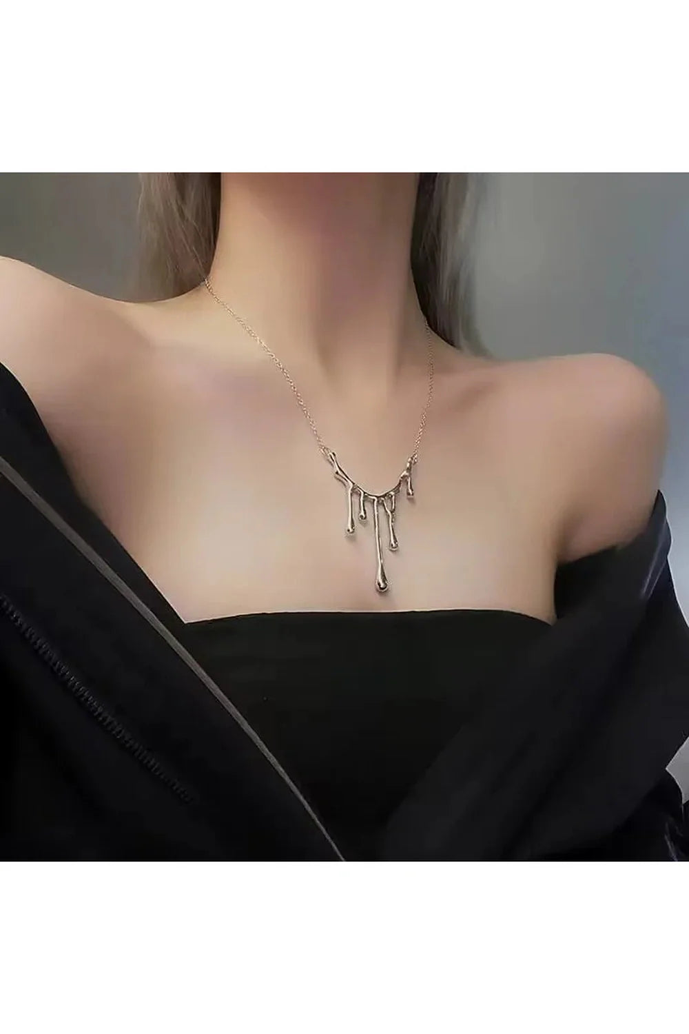 Collier goutte de lave irrégulière