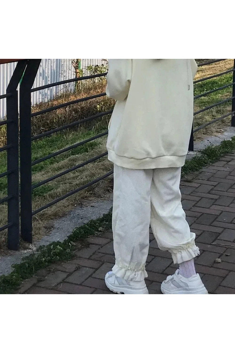 Pantalon taille haute en velours côtelé style kawaii