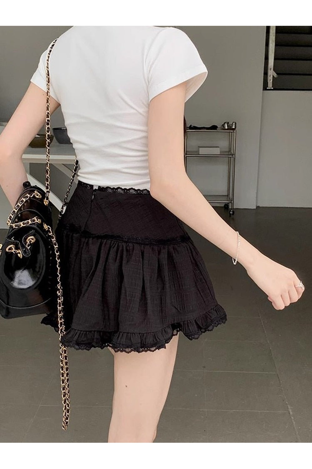 Mini-jupe à volants en dentelle blanche kawaii
