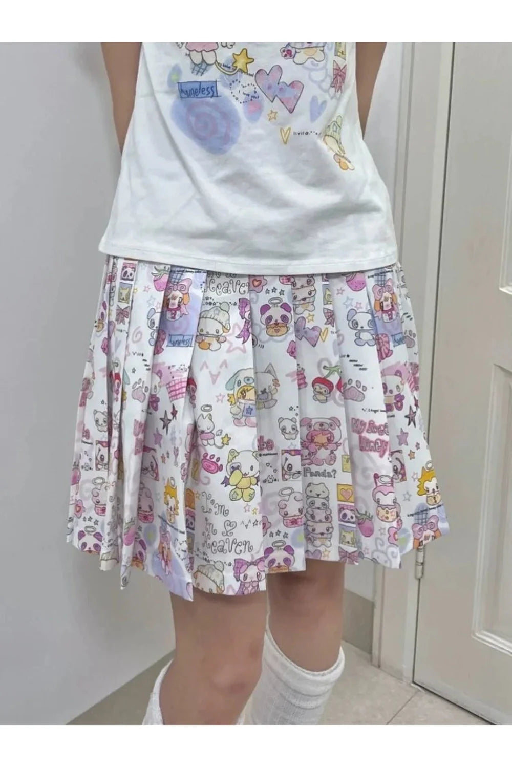 Kawaii Wonderland Pleated Skirt