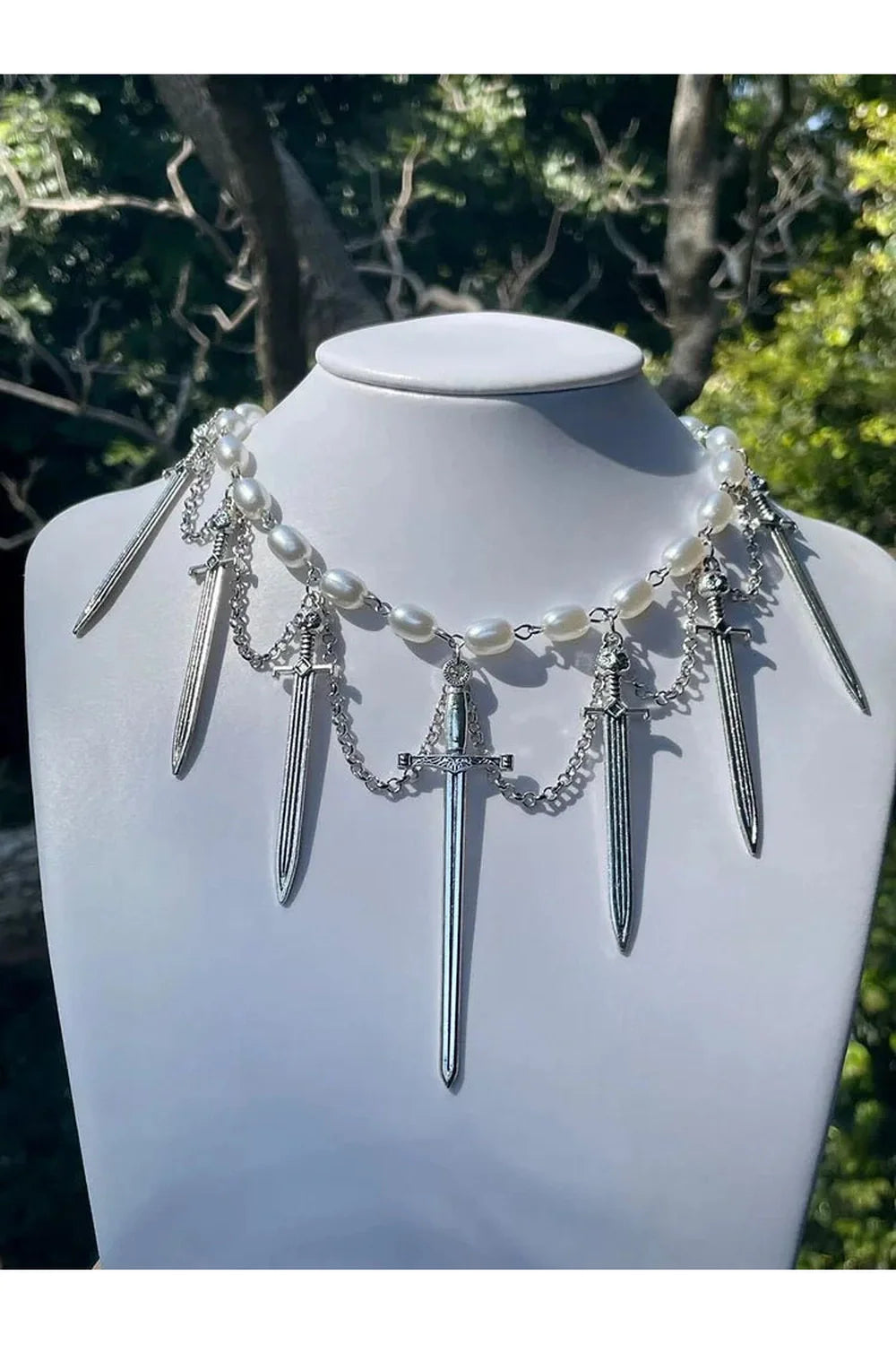 Perlenhalsband „Ritter der Tapferkeit“