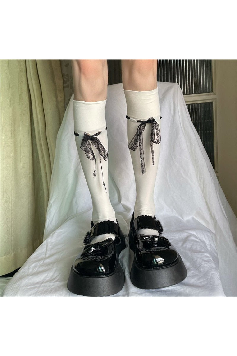 Lace Ribbons Socks