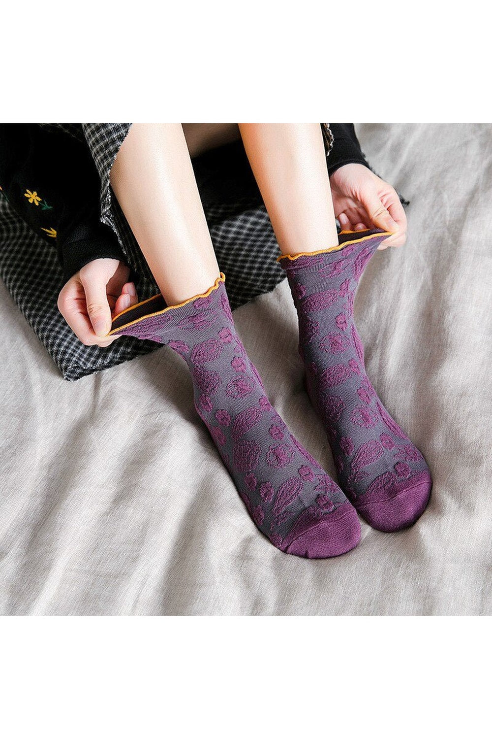 Lace Ruffle Embroidery Socks